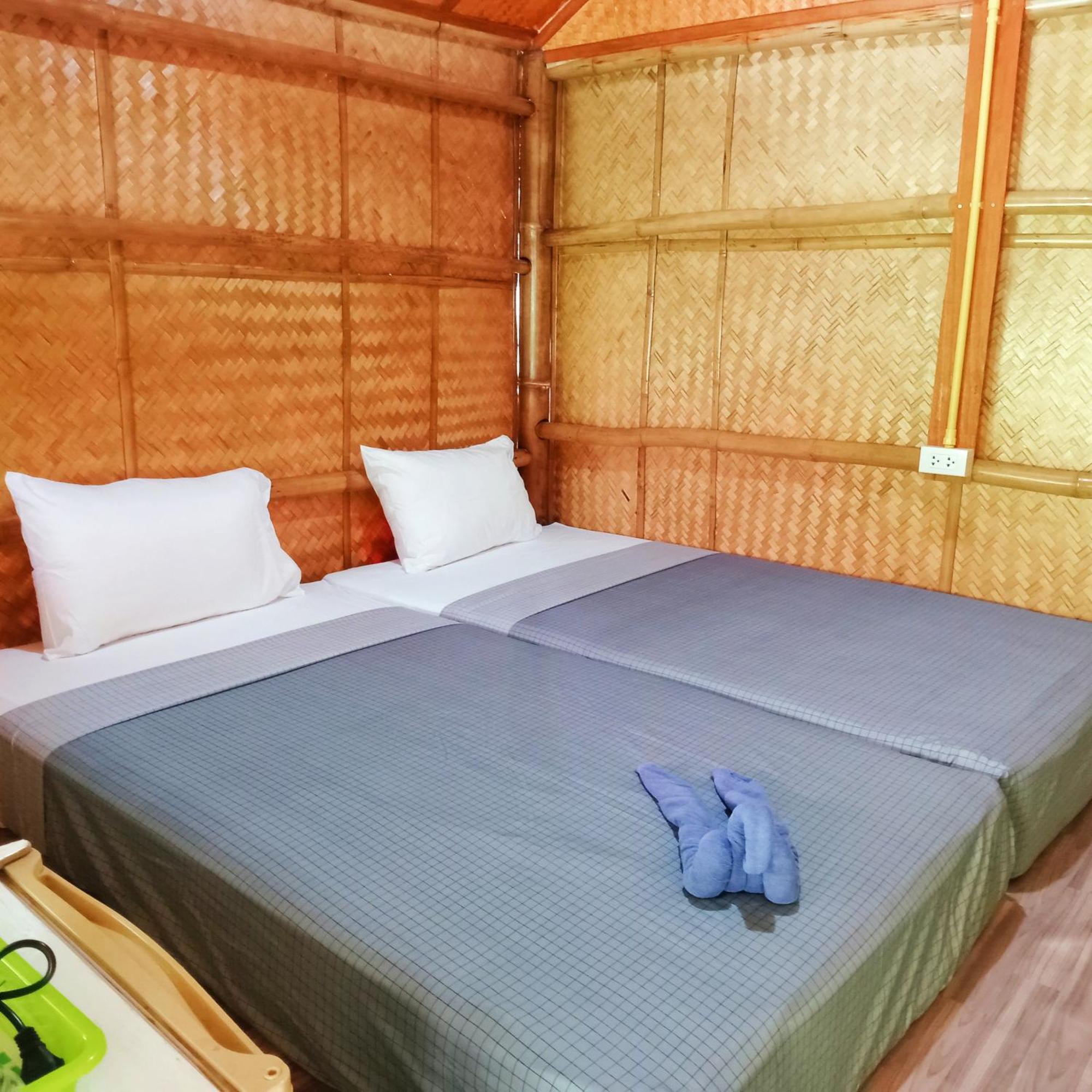 New Andaman Bay Bungalow Hotel Koh Lanta Room photo