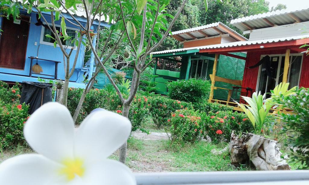 New Andaman Bay Bungalow Hotel Koh Lanta Exterior photo