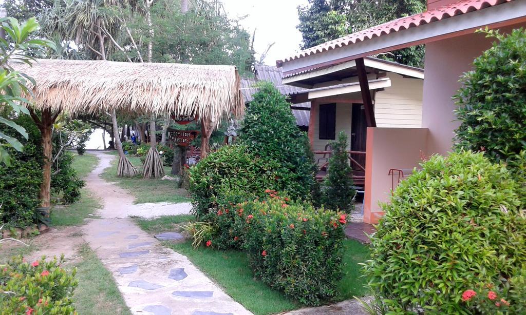 New Andaman Bay Bungalow Hotel Koh Lanta Exterior photo